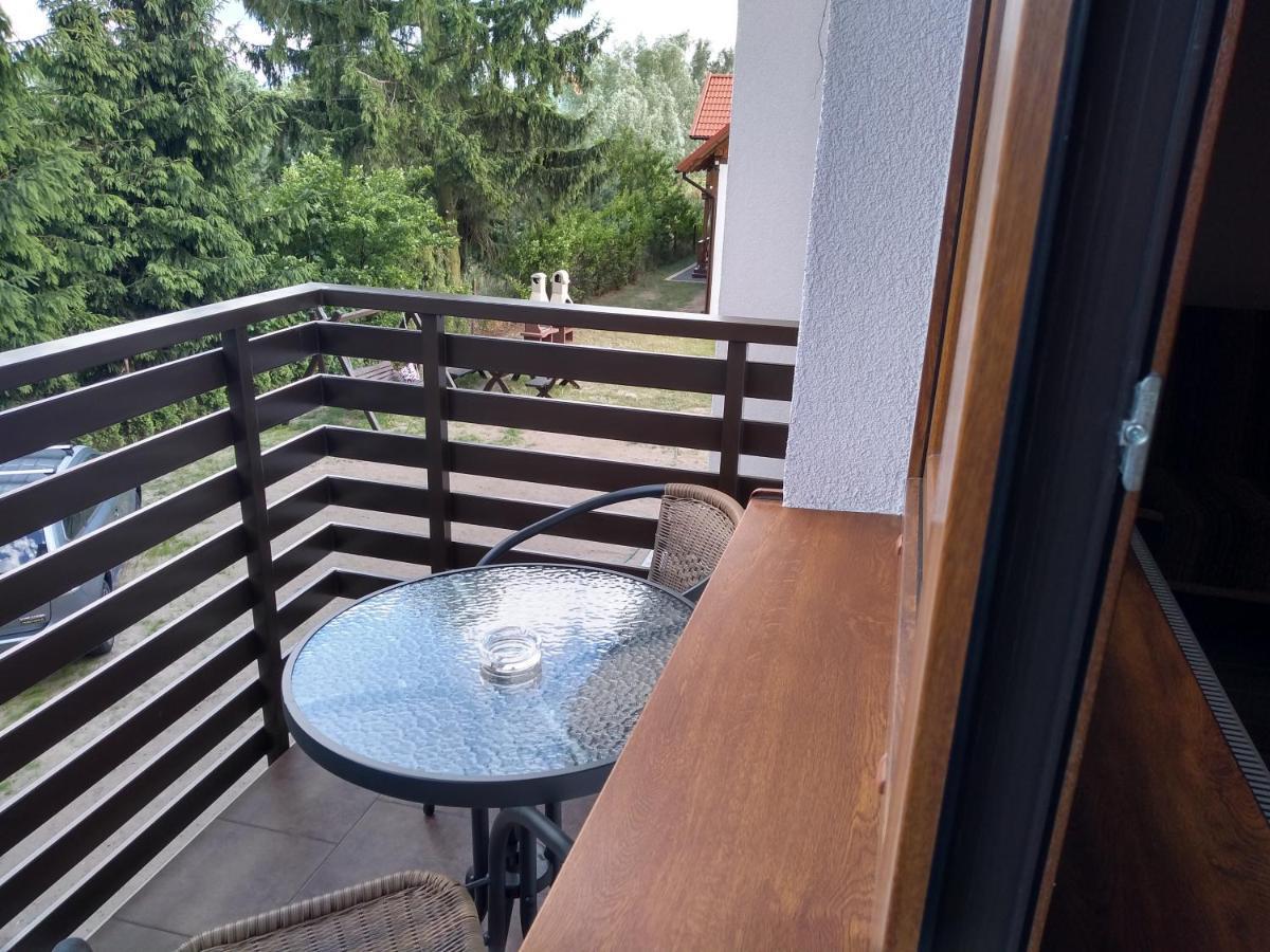 Pokoje Darmat Stegna  Exteriör bild