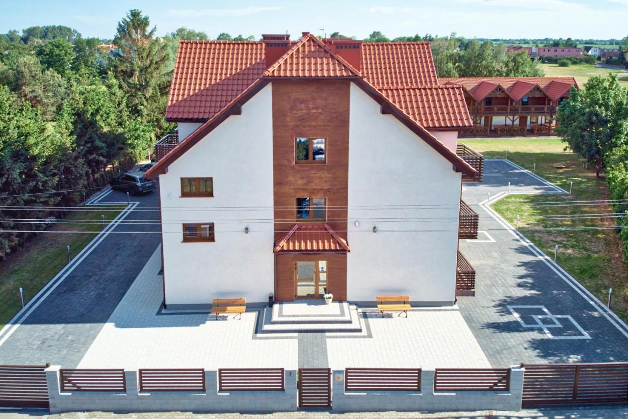 Pokoje Darmat Stegna  Exteriör bild